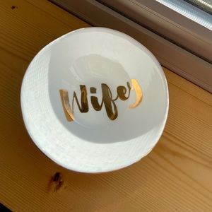 Wifey - New Bride - Ring Holder